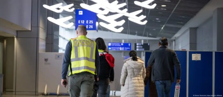 Almanya, bu yıl bin 614 kişiyi Türkiye’ye sınır dışı etti