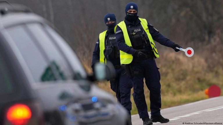 Almanya düzensiz göçü kısıtlayacak