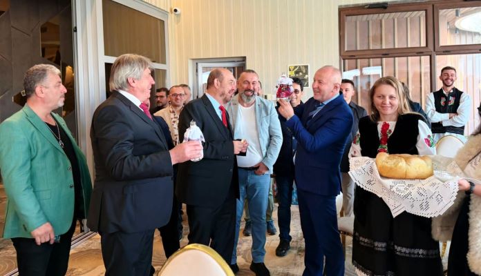 Atalay: Romanya bizim ikinci vatanımızdır