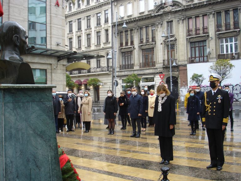 Atatürk’ü Bükreş’te saygı ve özlemle andık