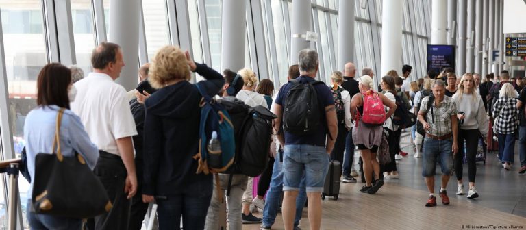 Avrupa havalimanlarında kaos