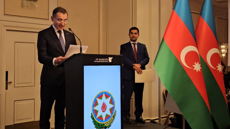 Azerbaycan Bağımsızlık günü Bükreş’te kutlandı