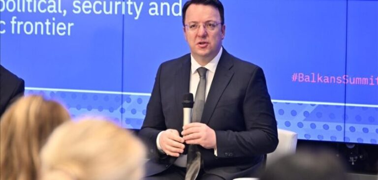 Brüksel yeni vize stratejisine yöneliyor