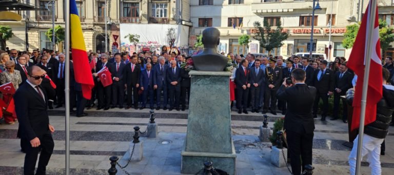 BÜKREŞ 100. YIL KUTLAMALARINDAN KARELER -2