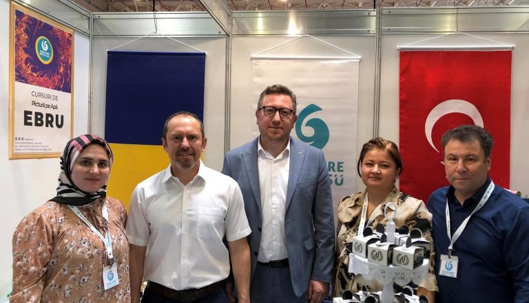 Bükreş Uluslararası Kitap Fuarı’nda Türkiye’yi Yunus Emre Enstitüsü temsil etti