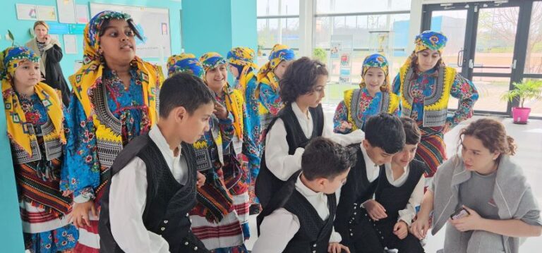 Bükreş Uluslararası Maarif Okulu’nda 23 Nisan coşkusu