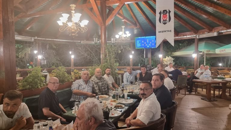 Bükreş’te Beşiktaş yöneticileri onuruna yemek