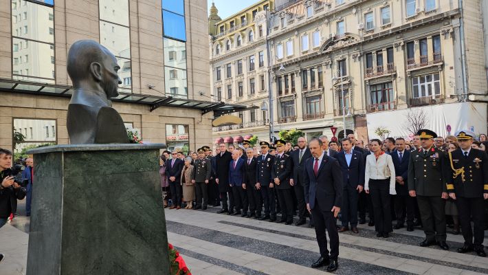 Bükreş’te Cumhuriyet Bayramı Töreni