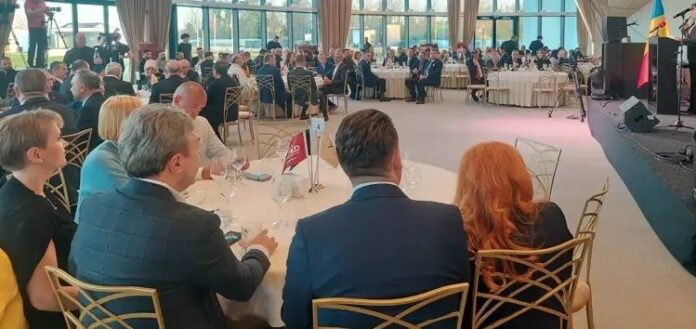 Bükreşte elazığlılar gecesi sayfa 6-1