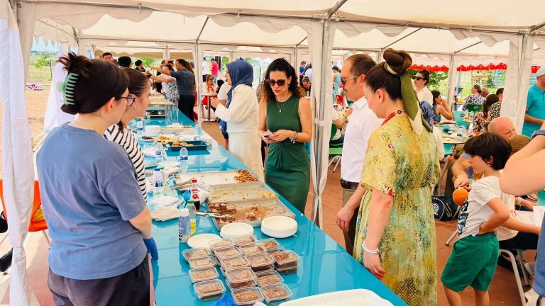 Tarihten Gelen Lezzetler Bükreş Maarif Okulunda Buluştu