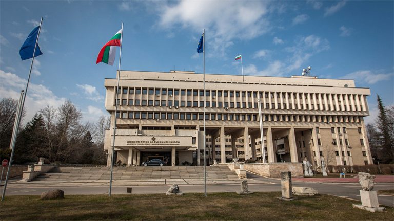 Bulgaristan, 70 Rus diplomatı “istenmeyen kişi” ilan etti