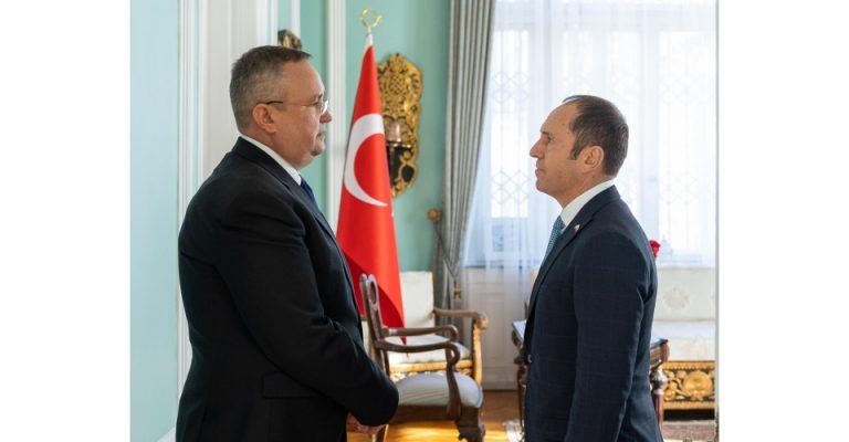 Büyük depremde büyük dayanışma
