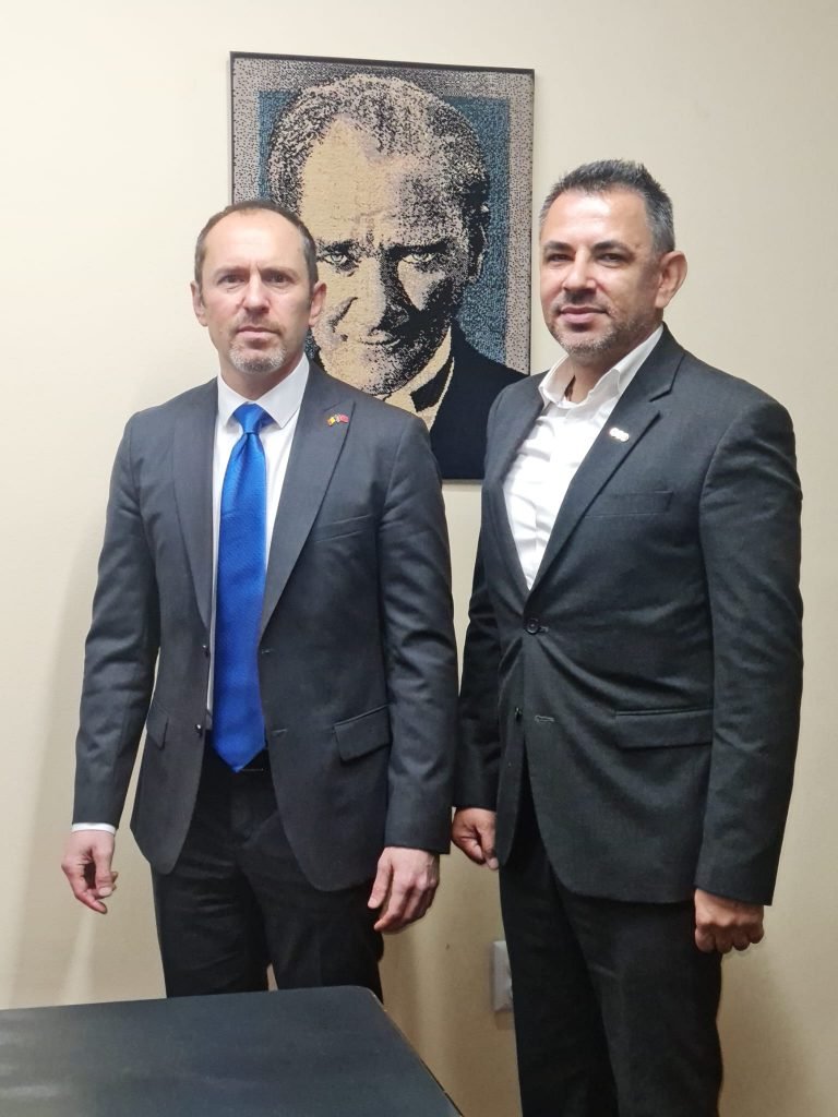 Büyükelçi Altan, Premier Global firmasını ziyaret etti