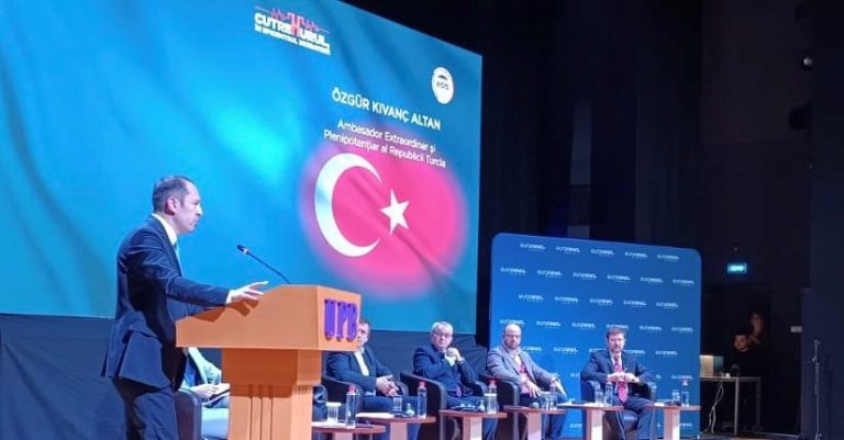 Büyükelçi Altan, deprem konulu toplantıya katıldı