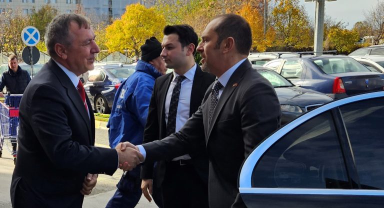 Büyükelçi Altan, iş adamı Süsli’ye ait Vitantis’i ziyaret etti