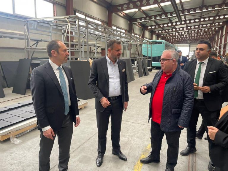 Bükreş Büyükelçisi Altan, geçen hafta üç Türk firmasını ziyaret etti