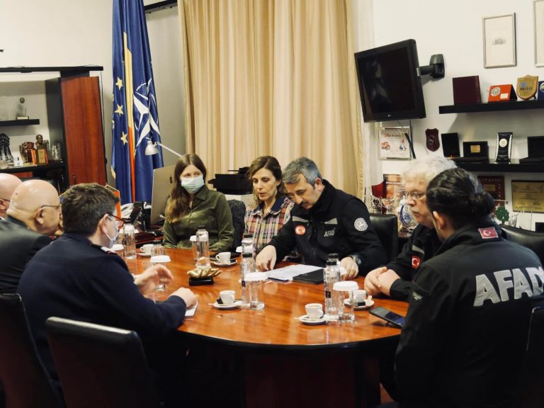 Büyükelçi Aramaz’dan DSU’ya ziyaret