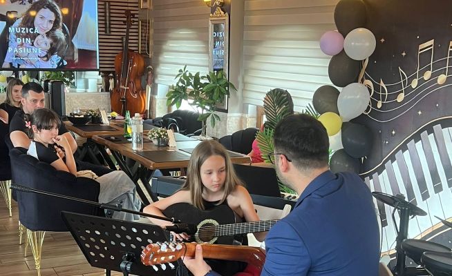 Çocuk Bayramı’nı Türk Oteli’nde kutladılar