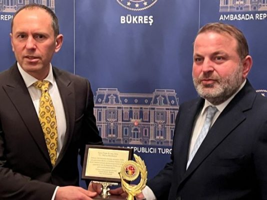 DTİAD heyeti Büyükelçi Altan’ı ziyaret etti