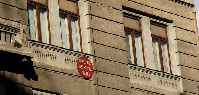 Deprem riskli binalar turistlere kiralanıyor