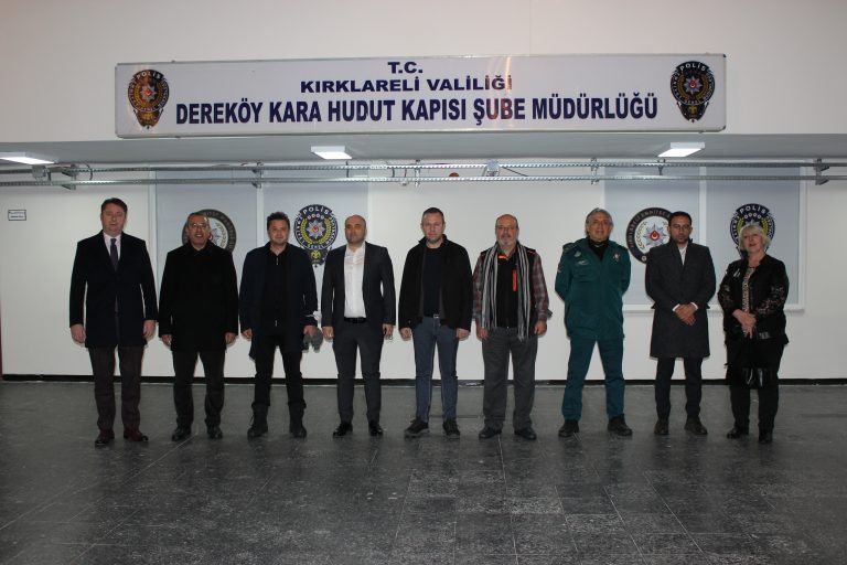 Dereköy sınır kapısında yük taşımacılığı başlıyor