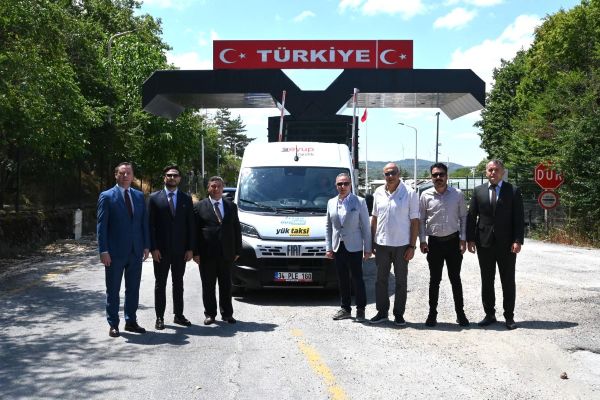 Dereköy Sınır Kapısı’ndan İlk Hafif Ticari İhracat Aracı Geçti