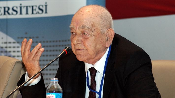 Dobruca kökenli tarihçi Kemal Karpat vefatının 7. yılında anılıyor