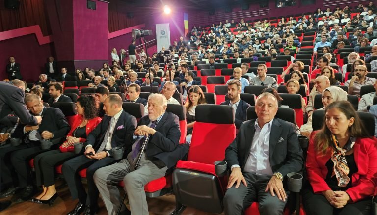 “Dostluğun Tarihsel Boyutu, Türk-Rumen İlişkileri” konferansından kareler