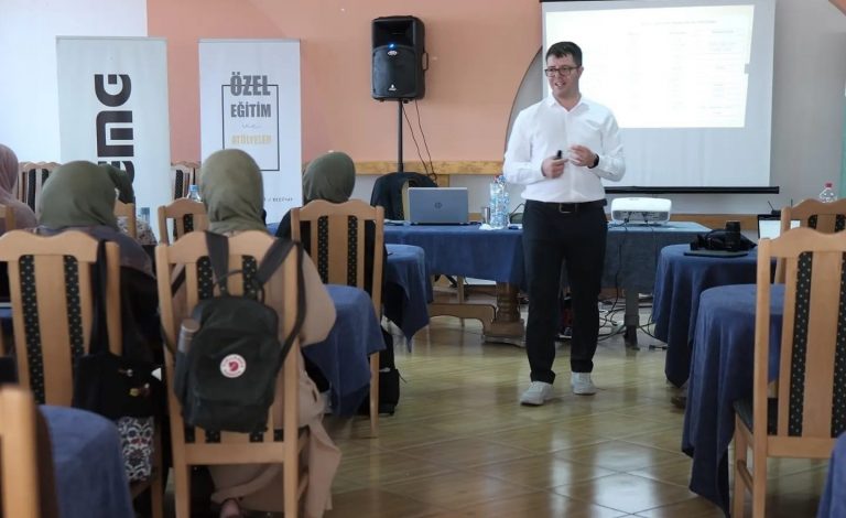 Eren, Saraybosna’da konuştu