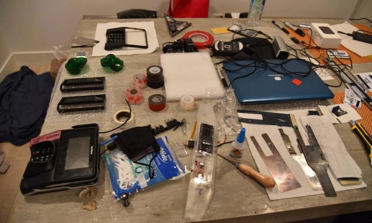 FBI ve Romen Polisi işbirliği ATM çetesini çökertti