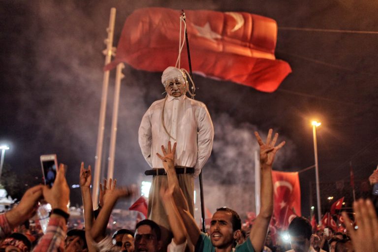 FETÖ, Arena Stadyumu’nda festival yaptı