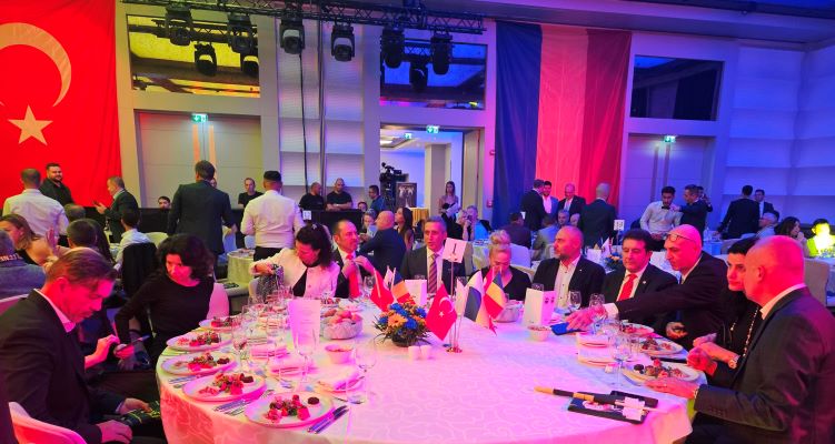 Fenerbahçe Balosu’nda Cumhuriyetin 101’inci Yılı kutlandı