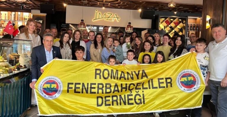 Fenerbahçeliler Derneği Anneler Günü’nü kutladı