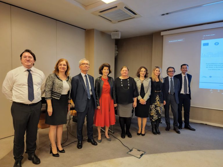 Fransa’da Romanya ile ilgili konferans