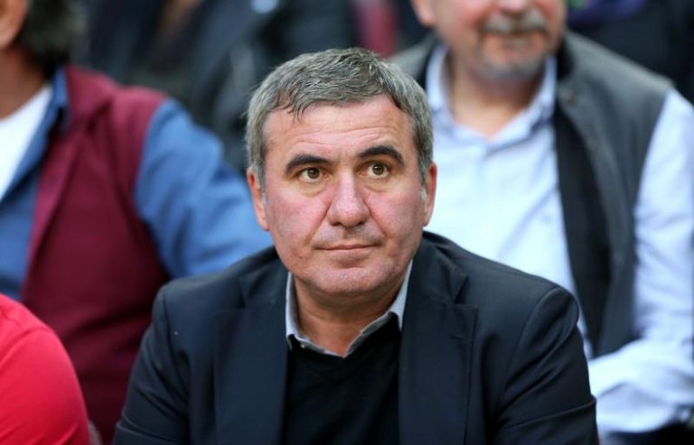 Hagi: Türkiye güçlü ol, seninleyim