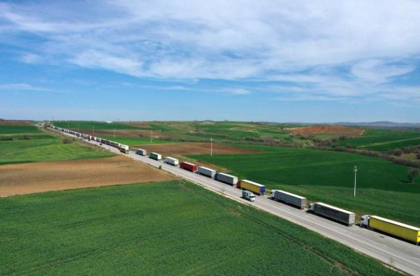 Hamzabeyli Sınır Kapısı’nda tır kuyruğu