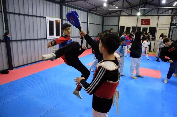 Hataylı depremzede Ahmet’in büyük başarısı