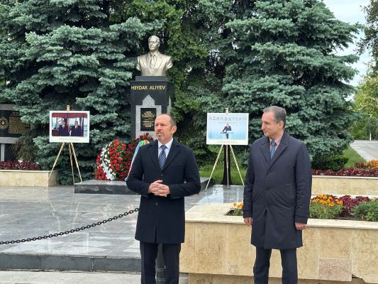 Haydar Aliyev, doğumunun 102. yılında Bükreş’te anıldı
