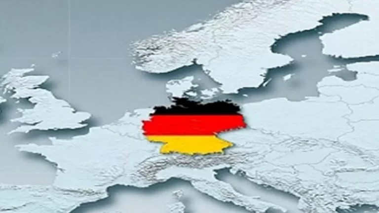 Herkes kendi ülkesinden kaçıyor