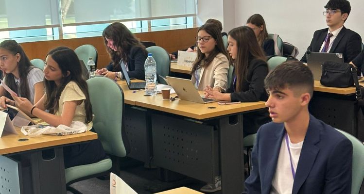 IMSB Öğrencilerinden Uluslararası Başarı: “Best Delegation” Ödülü Abu Dabi’den Bükreş’e!