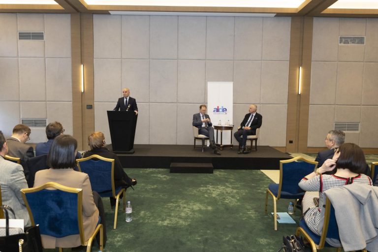 İlhan Küçük: Brüksel karar vermez, biz karar veririz! Biz Brüksel’iz!