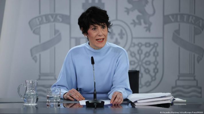 İspanya’dan 500 bin belgesiz göçmene oturma izni