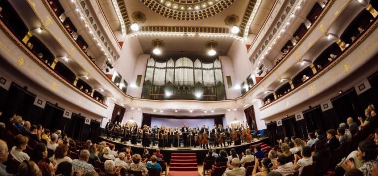 İstanbul Devlet Senfoni Orkestrası’na Mureş’te yoğun ilgi