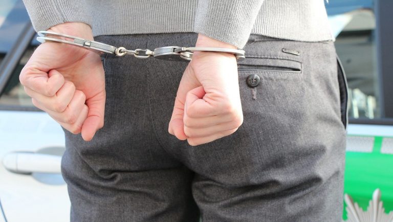 İtalya’da 17 Rumen tutuklandı