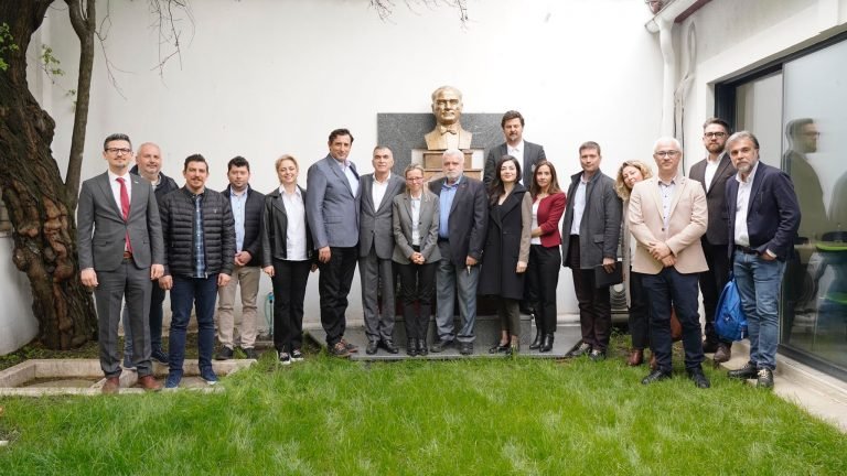 İzmir Ticaret Odası üyeleri Bükreş’te