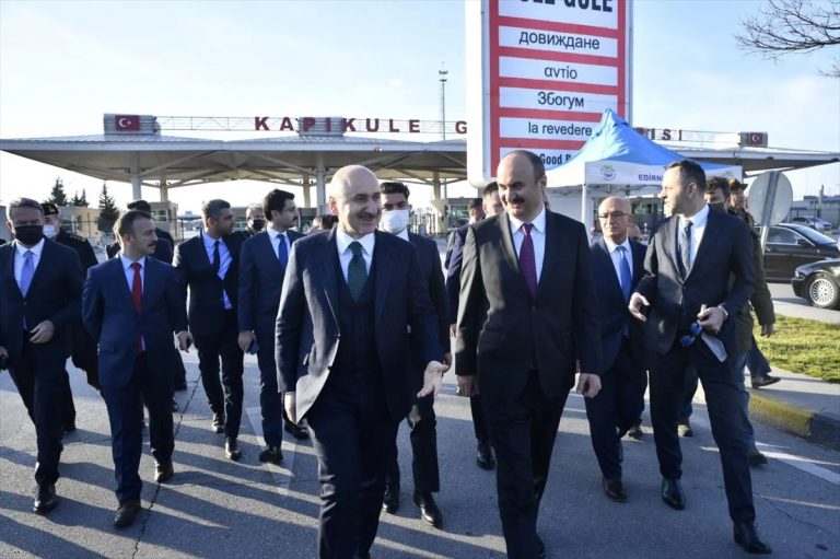 Kapıkule ve Hamzabeyli sınır kapılarının kapasitesi genişleyecek