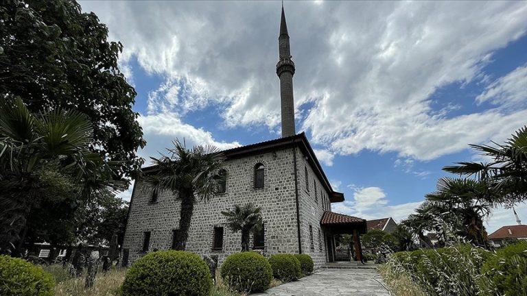 Karadağ, TİKA ve Nizam Camii ve Şehitliği