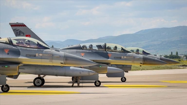 Karadeniz semalarının bekçisi: ‘Tunç Filo’