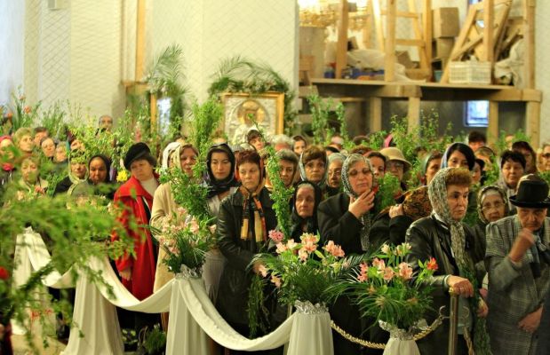Katolik Çiçekleri Bayramı Iași’da Kutlandı
