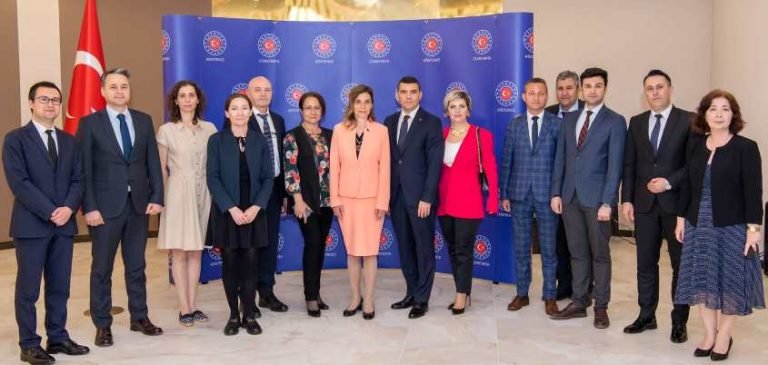 Köstence’de Bayramlaşma töreni